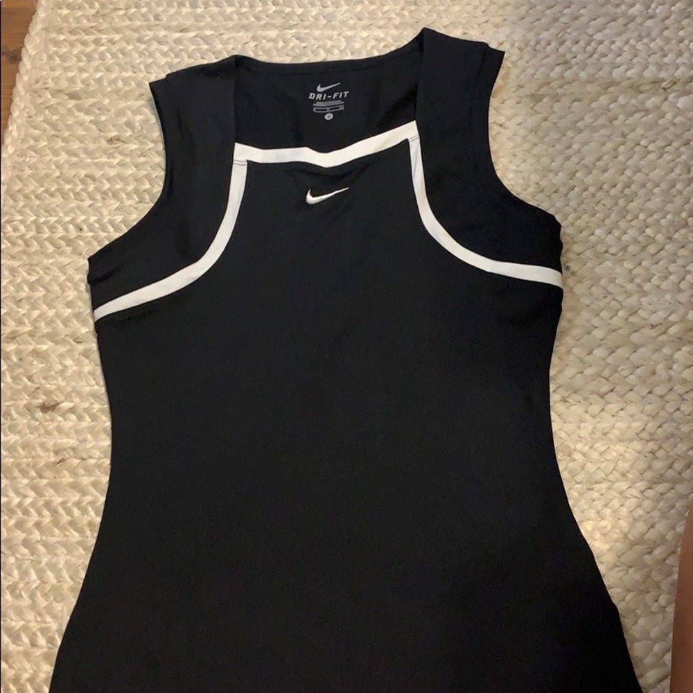 Black Nike Top